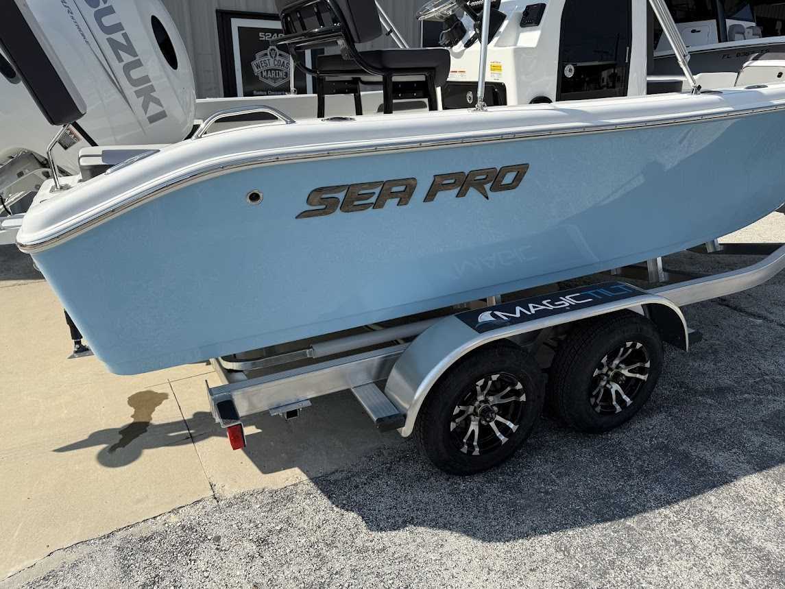 2025 Sea Pro 202 Center Console US-SPBHW314L425 [3]